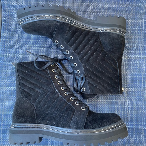 NWT Vince Camuto Puchenie Black Suede Women's Ankle Boots-Size 8.5 M - Picture 1 of 11